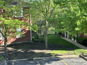 972 Enfield Dr in Northbrook, IL - Foto de edificio - Building Photo