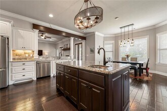 4502 NE Birchgrove Pl in Bentonville, AR - Building Photo - Building Photo