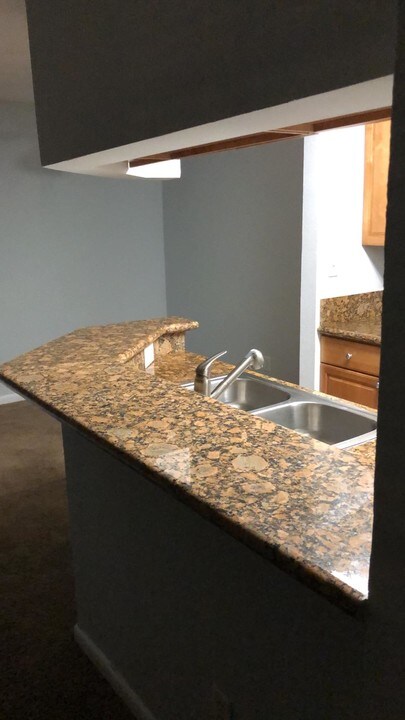 234 Afton Square-Unit -1 in Altamonte Springs, FL - Building Photo