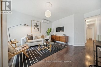 23 White Ave in Toronto, ON - Building Photo - Building Photo