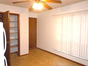 831 Strong in Collinsville, IL - Building Photo - Building Photo