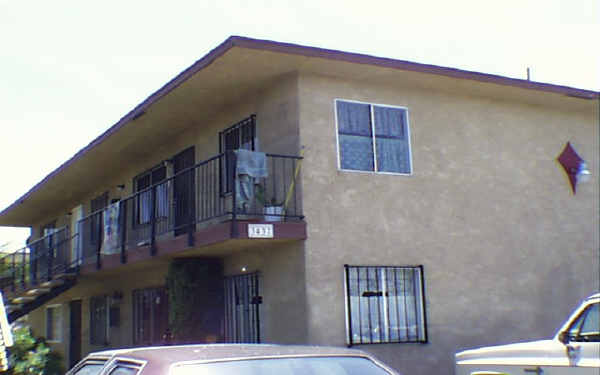 3437 E Cheyenne Ave in North Las Vegas, NV - Building Photo - Building Photo