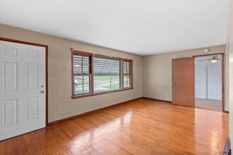 1167 Ashford Dr in St. Louis, MO - Building Photo - Building Photo