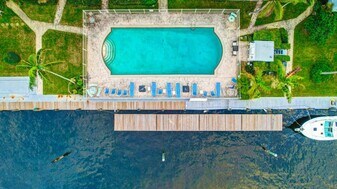 2727 Yacht Club Blvd, Unit 2a in Fort Lauderdale, FL - Building Photo