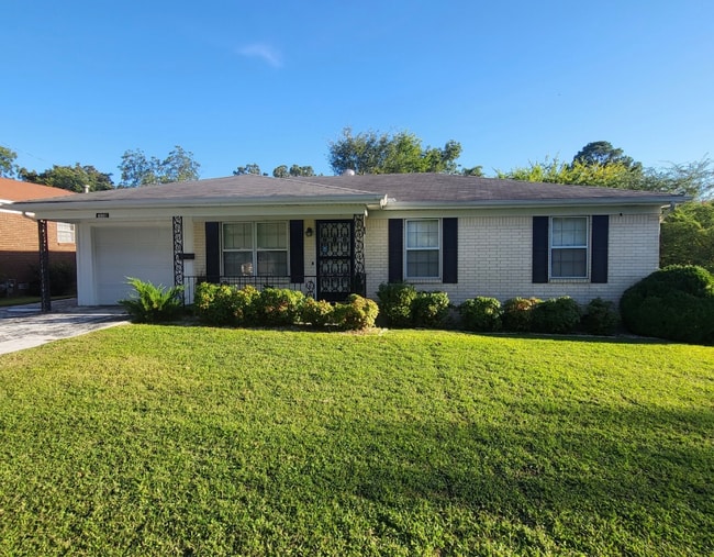 property at 6901 Princess Dr