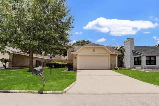 3310 Meadway Dr in Houston, TX - Building Photo - Building Photo