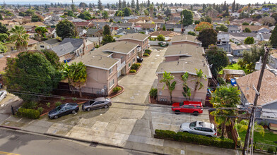 405 Sycamore Ave in Hayward, CA - Building Photo - Building Photo