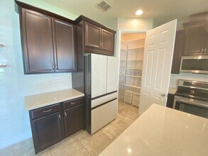 8433 Corkfield Ave in Orlando, FL - Building Photo - Building Photo