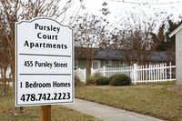 Pursley Court Apartments in Macon, GA - Foto de edificio - Building Photo