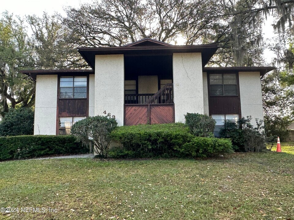 469 Crabapple Ct, Unit D in Orange Park, FL - Building Photo
