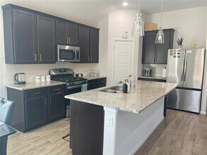 1305 Porizek Pl in Denton, TX - Building Photo - Building Photo