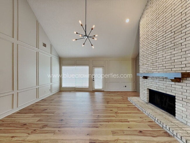 1313 Red Maple Dr in Carrollton, TX - Building Photo - Building Photo