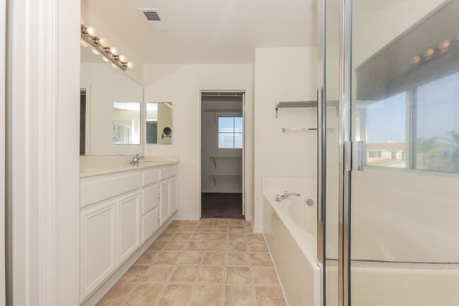 26831 Rancho Serena St in Menifee, CA - Building Photo - Building Photo