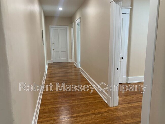 1275 Cherokee Rd in Louisville, KY - Building Photo - Building Photo