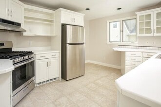 1603 Centre St in Newton, MA - Building Photo - Building Photo