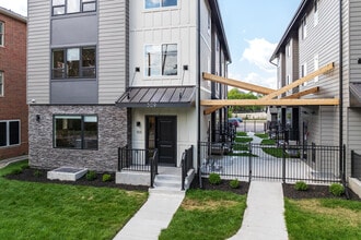 509-511 10th Ave SE in Minneapolis, MN - Foto de edificio - Building Photo