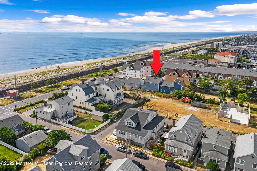 244 Ocean in Sea Bright, NJ - Building Photo