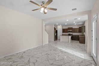 11506 Summer Dr in Socorro, TX - Building Photo - Building Photo