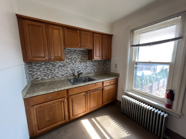 1320 Hamilton St in Allentown, PA - Building Photo - Building Photo