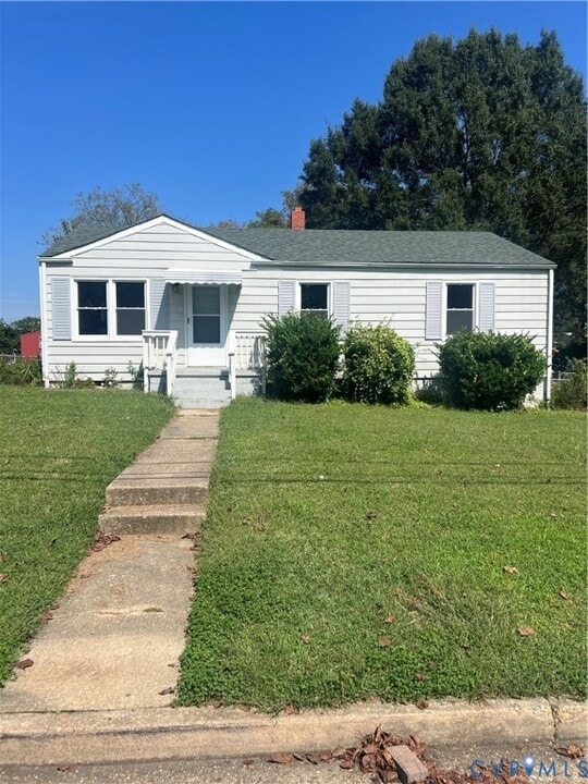 3111 Sussex Dr in Hopewell, VA - Building Photo