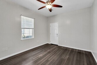 3025 Burdette St in New Orleans, LA - Building Photo - Building Photo