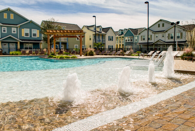 The Cottages at Corpus Christi in Corpus Christi, TX - Building Photo - Building Photo