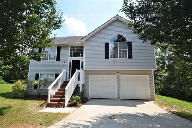 property at 3647 Arrowhead Pl