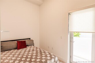 121 NW 7th Ave-Unit -21B in Miami, FL - Building Photo - Building Photo