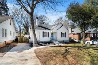 1547 Melrose Dr SW in Atlanta, GA - Building Photo - Building Photo