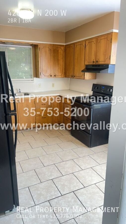 property at 420 1/2 N 200 W