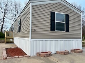 Centralia Estates in Centralia, IL - Foto de edificio - Building Photo