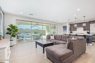 17168 W Rocklin St in Surprise, AZ - Building Photo - Building Photo