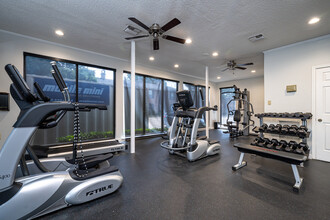 CityParc in Lafayette, LA - Building Photo - Interior Photo