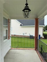 180 Barkley Ct in Raeford, NC - Building Photo - Building Photo