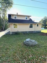 3687 Franklin Ave SE in Hubbard, OH - Building Photo - Building Photo