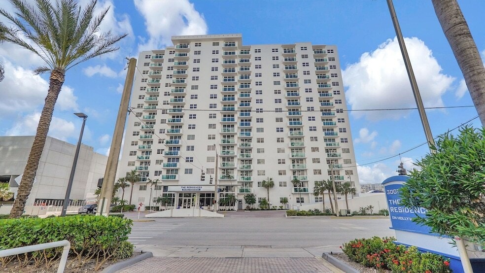 3000 S Ocean Dr, Unit 920 in Hollywood, FL - Foto de edificio