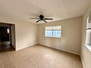 3910 Hoffman St in Houston, TX - Foto de edificio - Building Photo