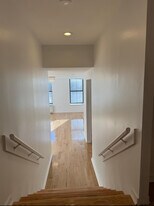 1 Greene St in Jersey City, NJ - Building Photo