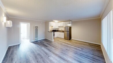 Berryman Apts in Los Angeles, CA - Foto de edificio - Interior Photo