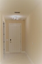 636 Ibiza Lp in Venice, FL - Building Photo - Building Photo
