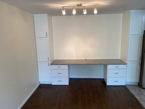 7681 Brams Hill Dr in Washington Township, OH - Building Photo - Building Photo