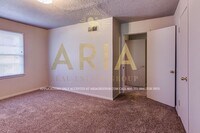 1517 Ann Arbor Dr photo'