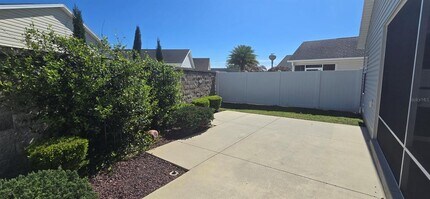 2577 Lindewood St in the Villages, FL - Building Photo - Building Photo