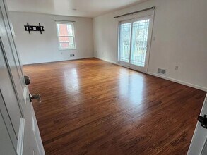 115 Walnut St. in Roselle, NJ - Building Photo - Building Photo