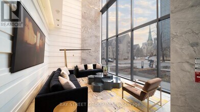 57 St Joseph St in Toronto, ON - Building Photo - Building Photo