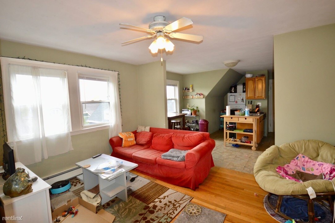6 Primrose St-Unit -Apt 2L in Boston, MA - Building Photo