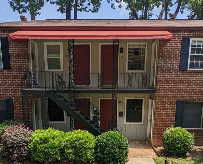 property at 2429 Lawrenceville Hwy