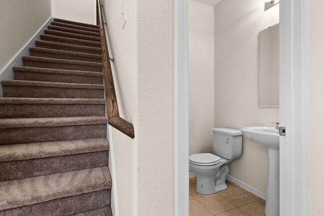 169 Katie Elder Dr in Jarrell, TX - Building Photo - Building Photo