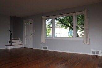 102 Federal St in West Hartford, CT - Building Photo - Building Photo