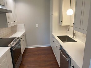 113 Pineland Cir in Raleigh, NC - Building Photo - Building Photo